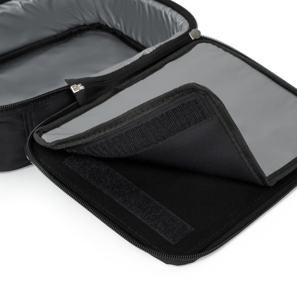 A cozy insulated lunch bag made to carry meals with care and personality. - Image 3